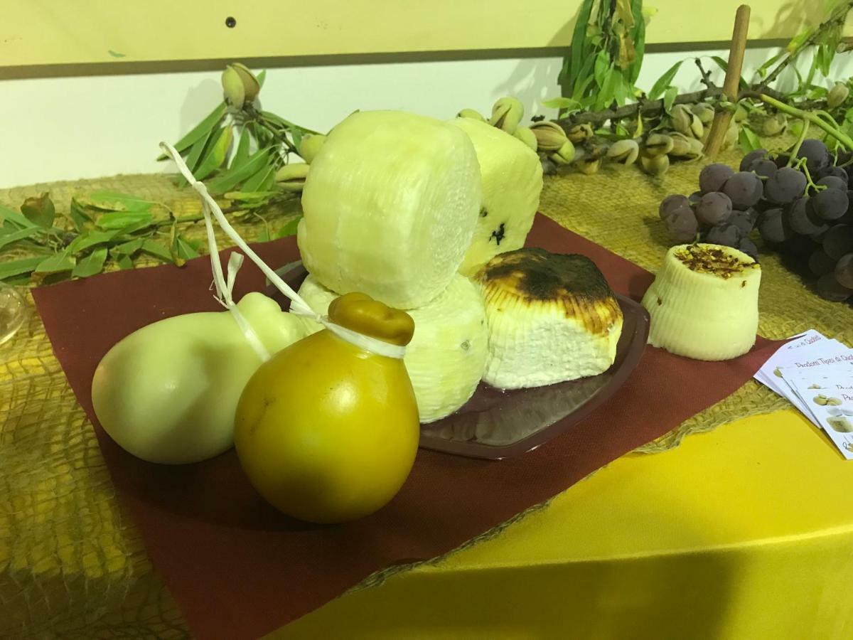 Experience Il Paesino Hotel Licodia Eubea Eksteriør billede