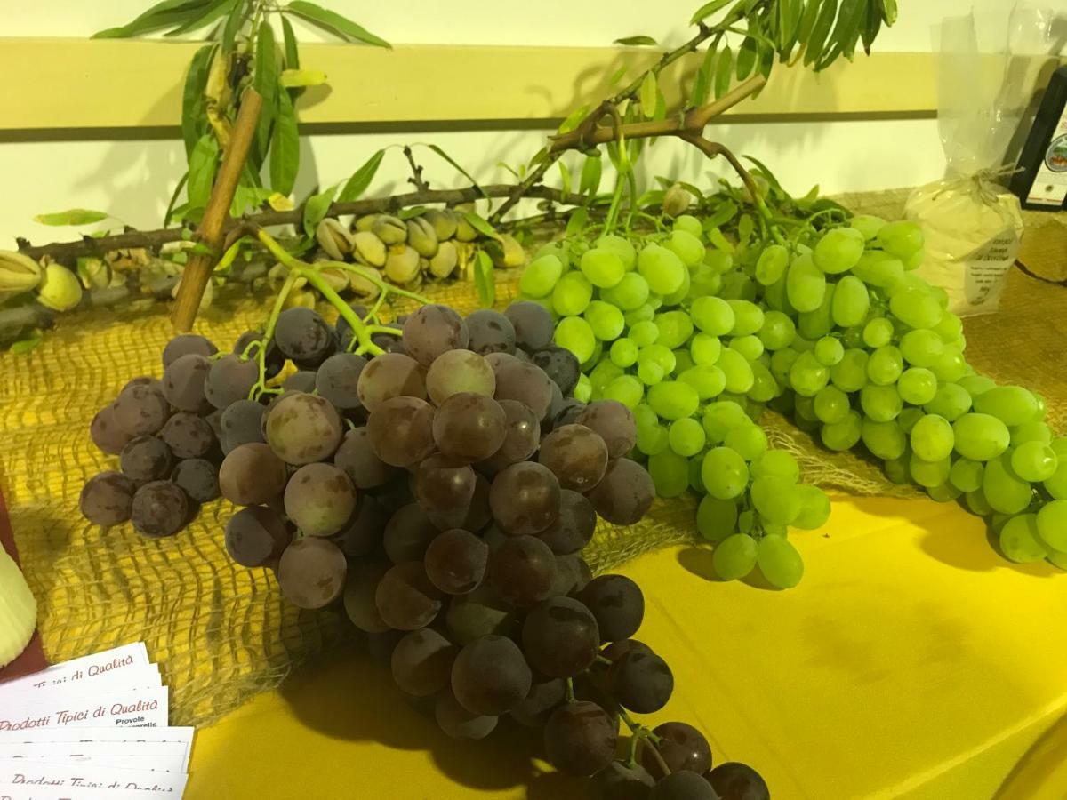 Experience Il Paesino Hotel Licodia Eubea Eksteriør billede