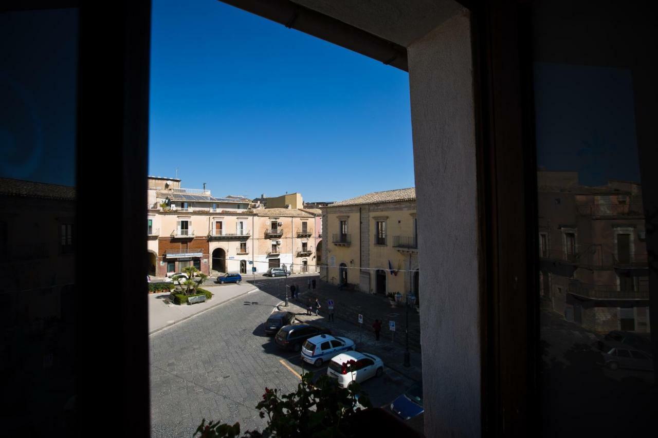 Experience Il Paesino Hotel Licodia Eubea Eksteriør billede