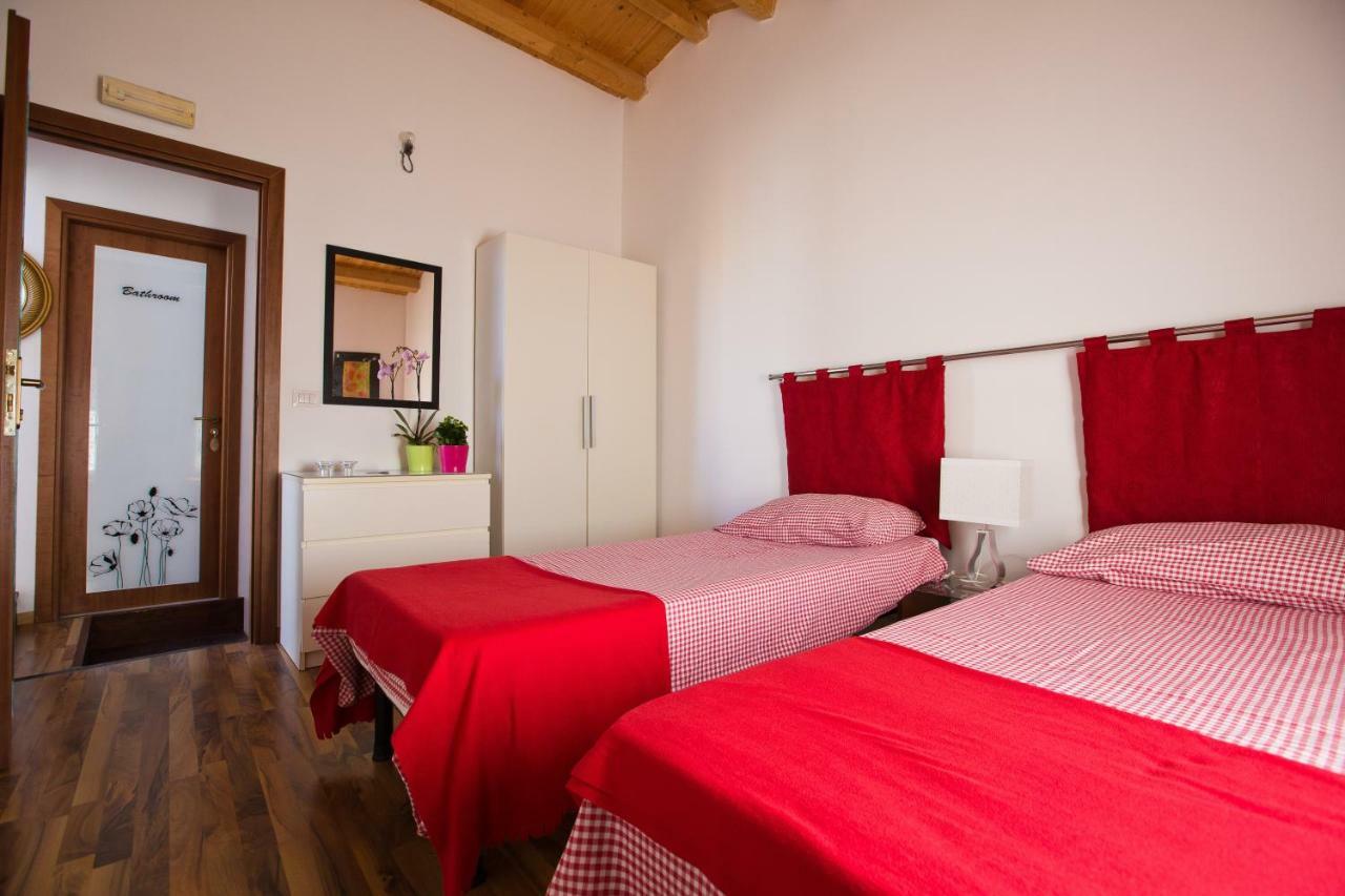 Experience Il Paesino Hotel Licodia Eubea Eksteriør billede